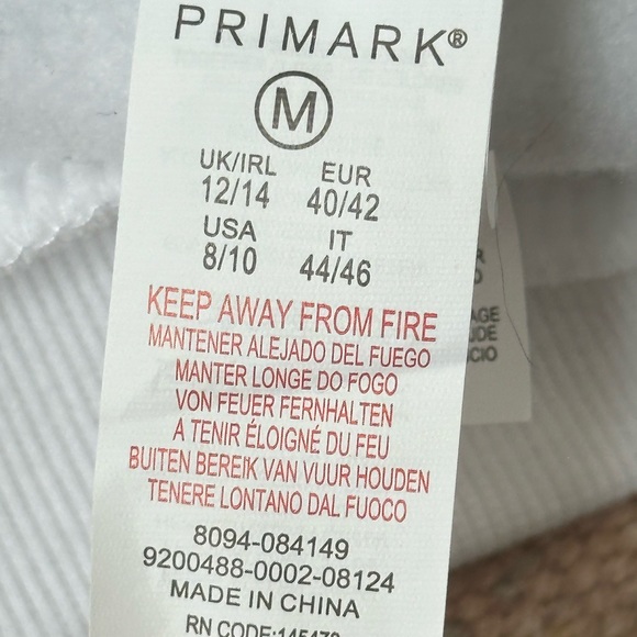 Friends Sweatshirt - Picture 5 of 6